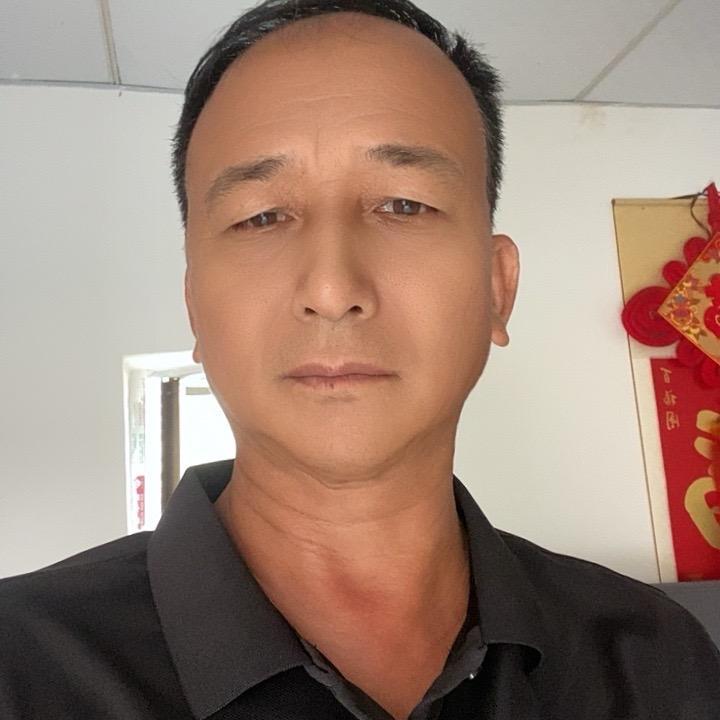 开拓者