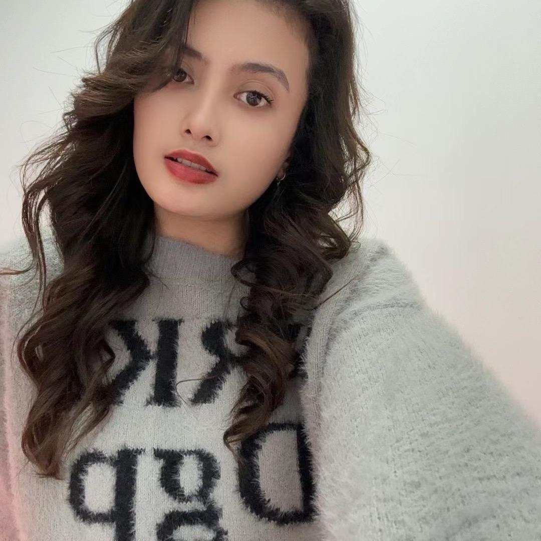 小娜朋友圈