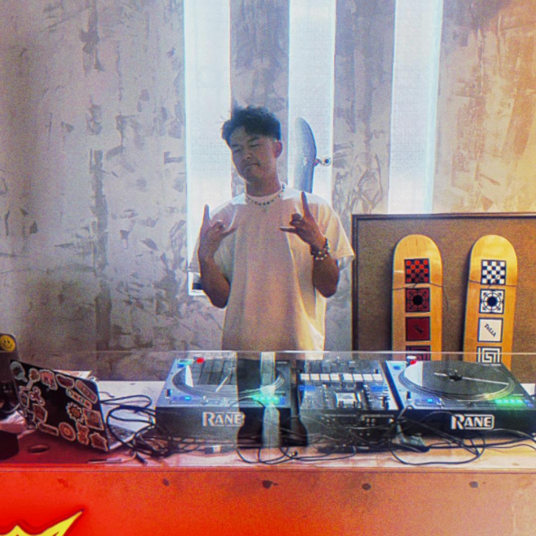 DJ RAY
