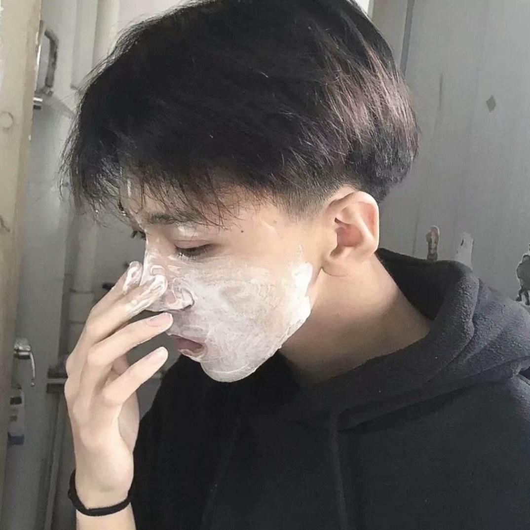 小辰hjune