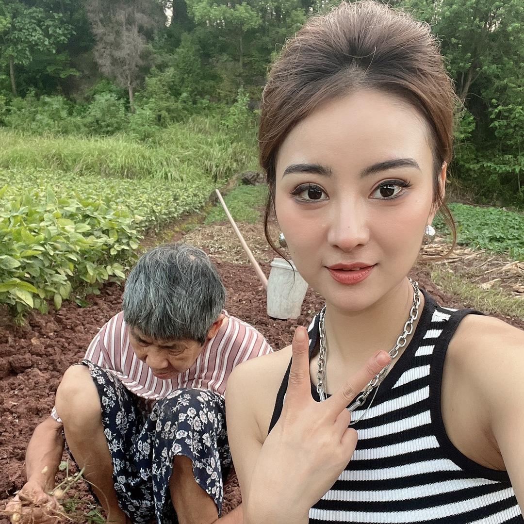 农村鹿鹿