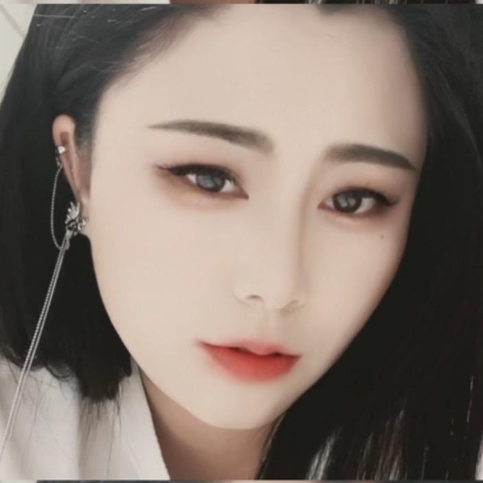 💋   龙姑娘