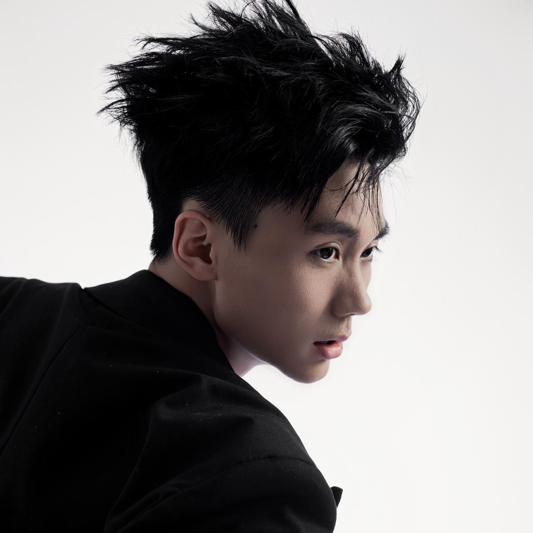 明日香绯闻男友📷