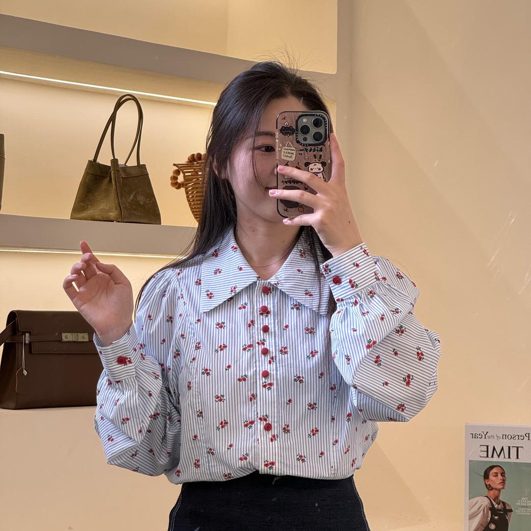 未来城30栋IN CHIC女装集合店