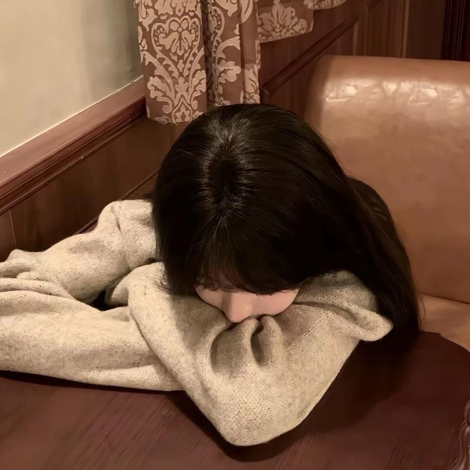 小狗雯.