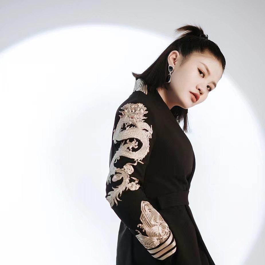 慕雨江楠.渼树美业（钱多多）