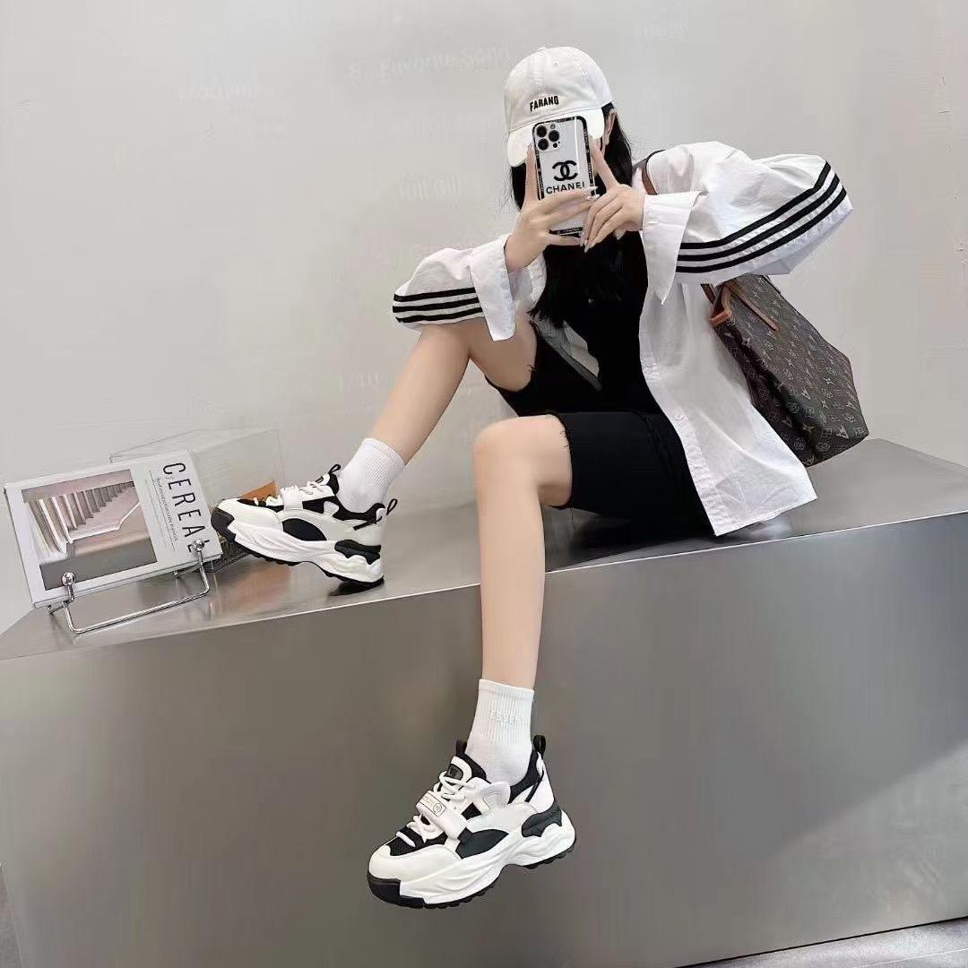 悠悠我心轻奢女鞋