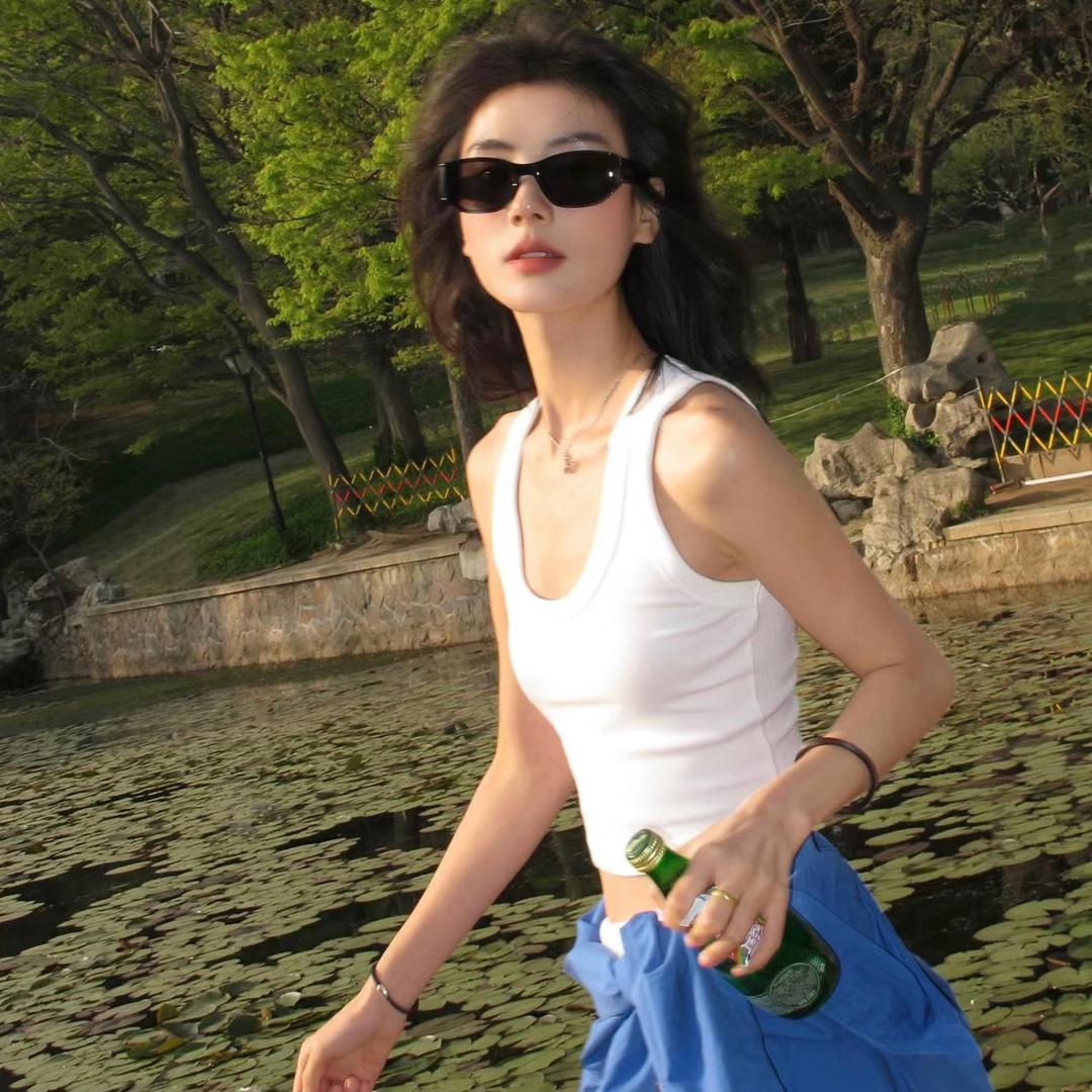 刘咪刘咪一米七