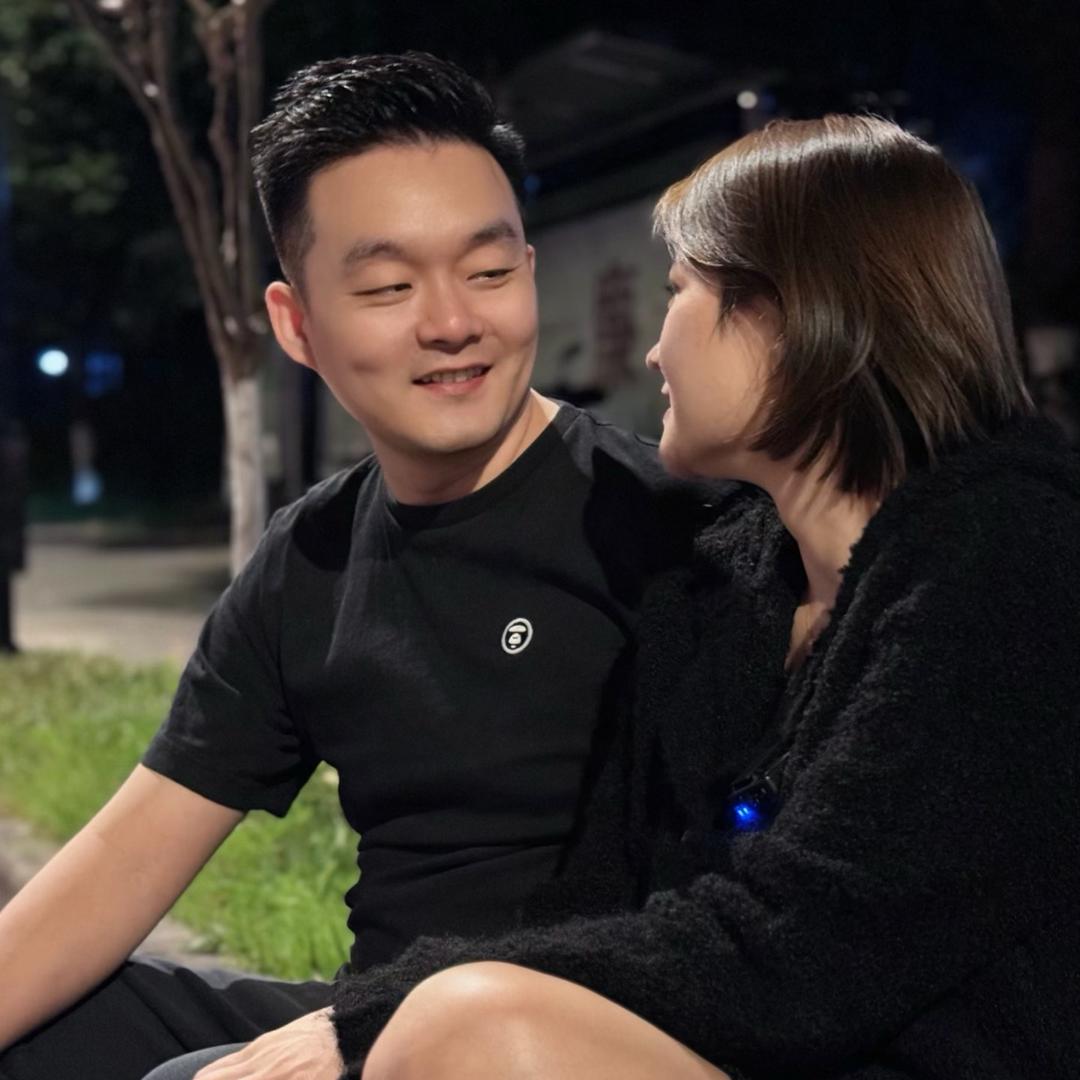 靠谱哥（画晴）