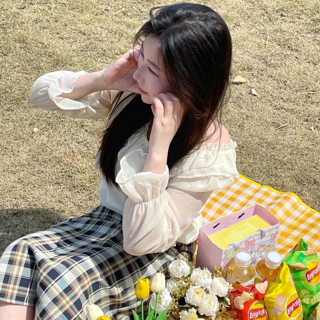 杨杨小憨包