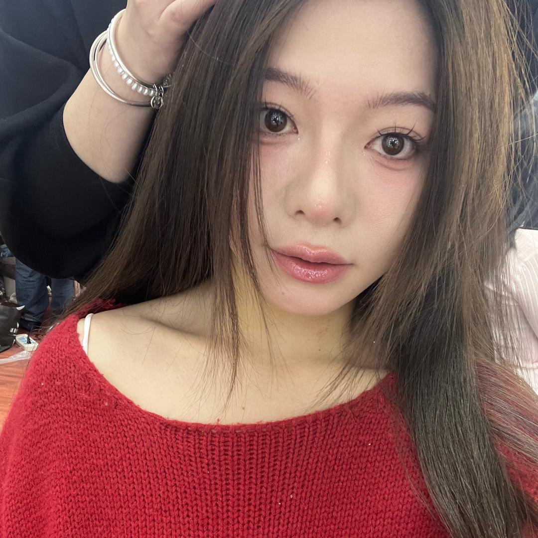 一坨奶猫🥛