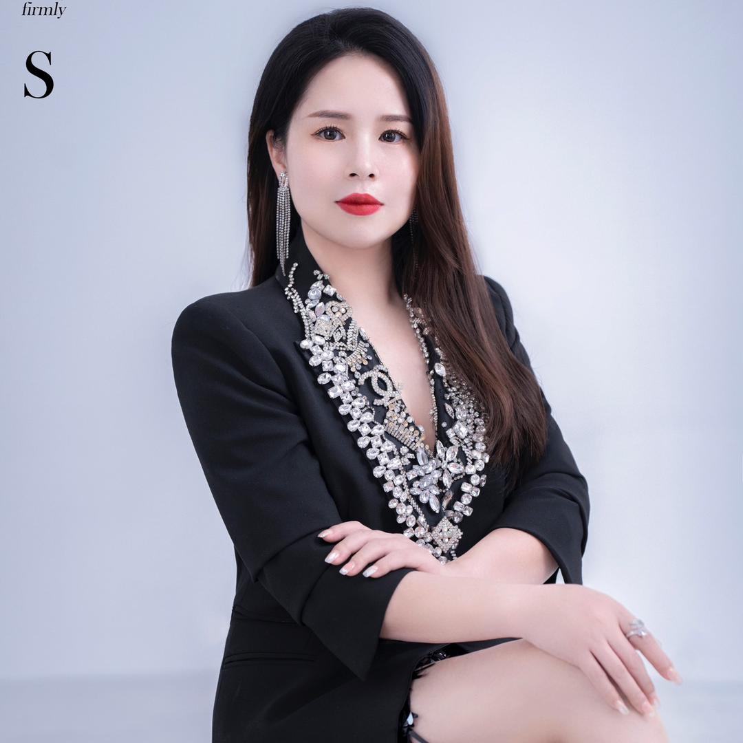 南油衣衣布舍礼服系列