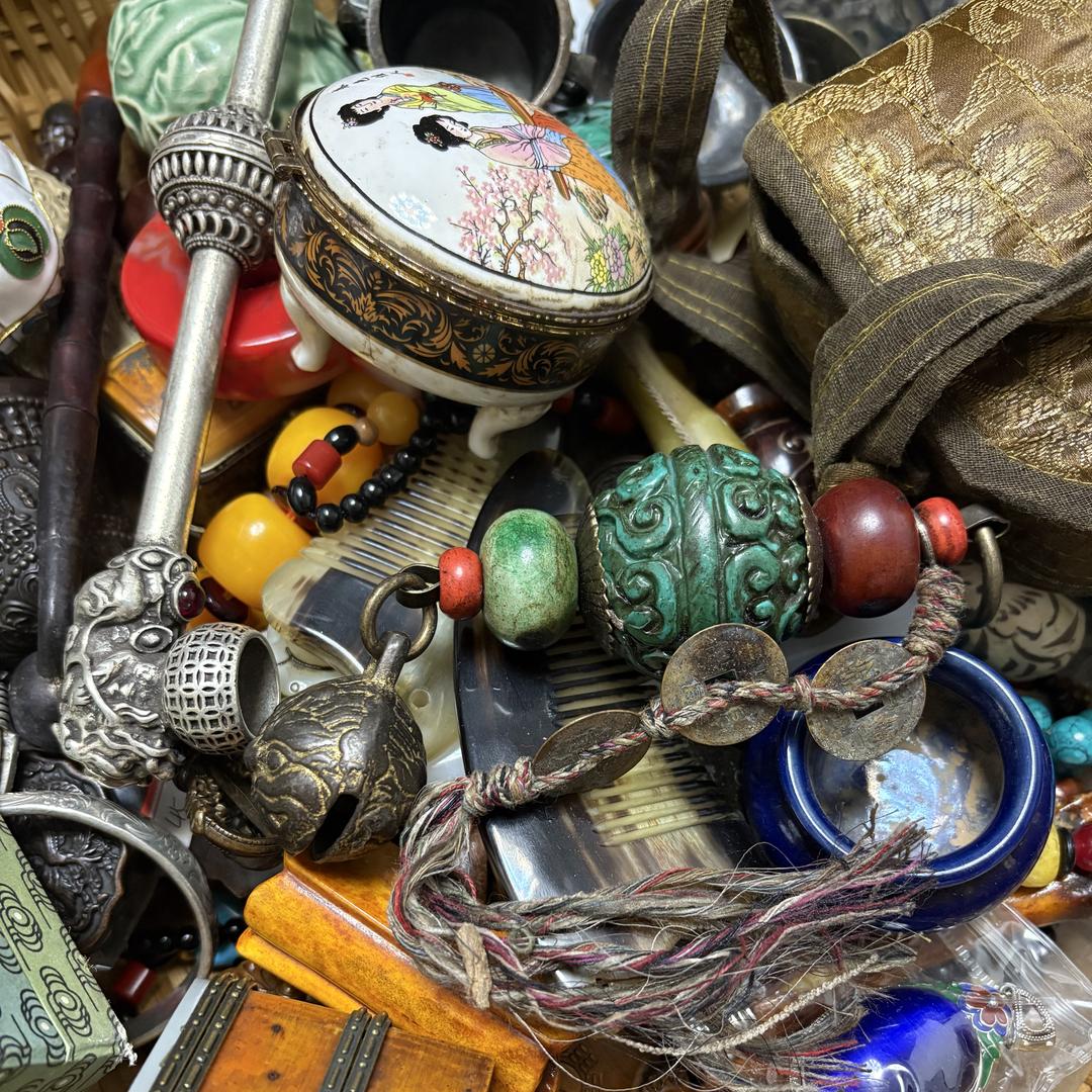 士领创意工艺品铺子