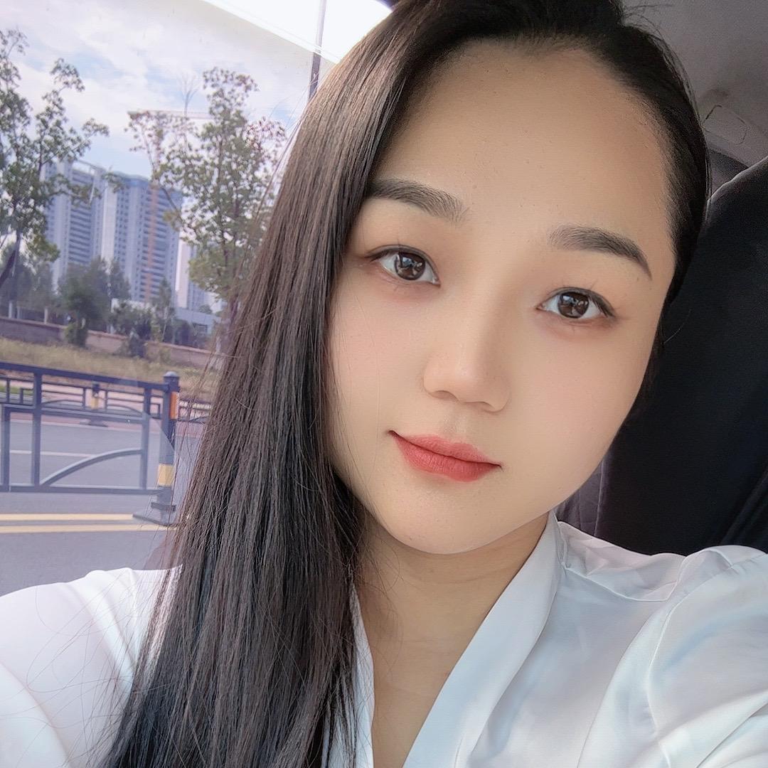 爱运动的楠儿