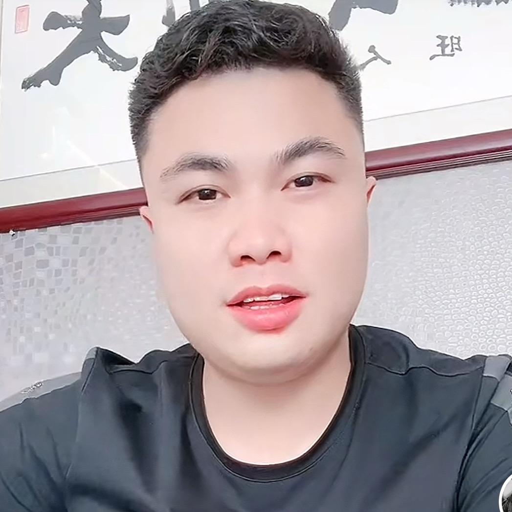 洛阳聚鑫二手汽车（星星）