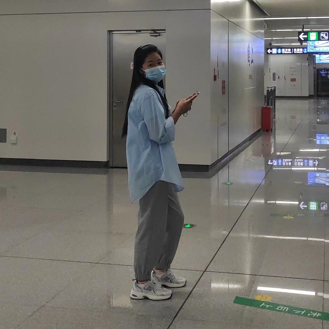 艳儿