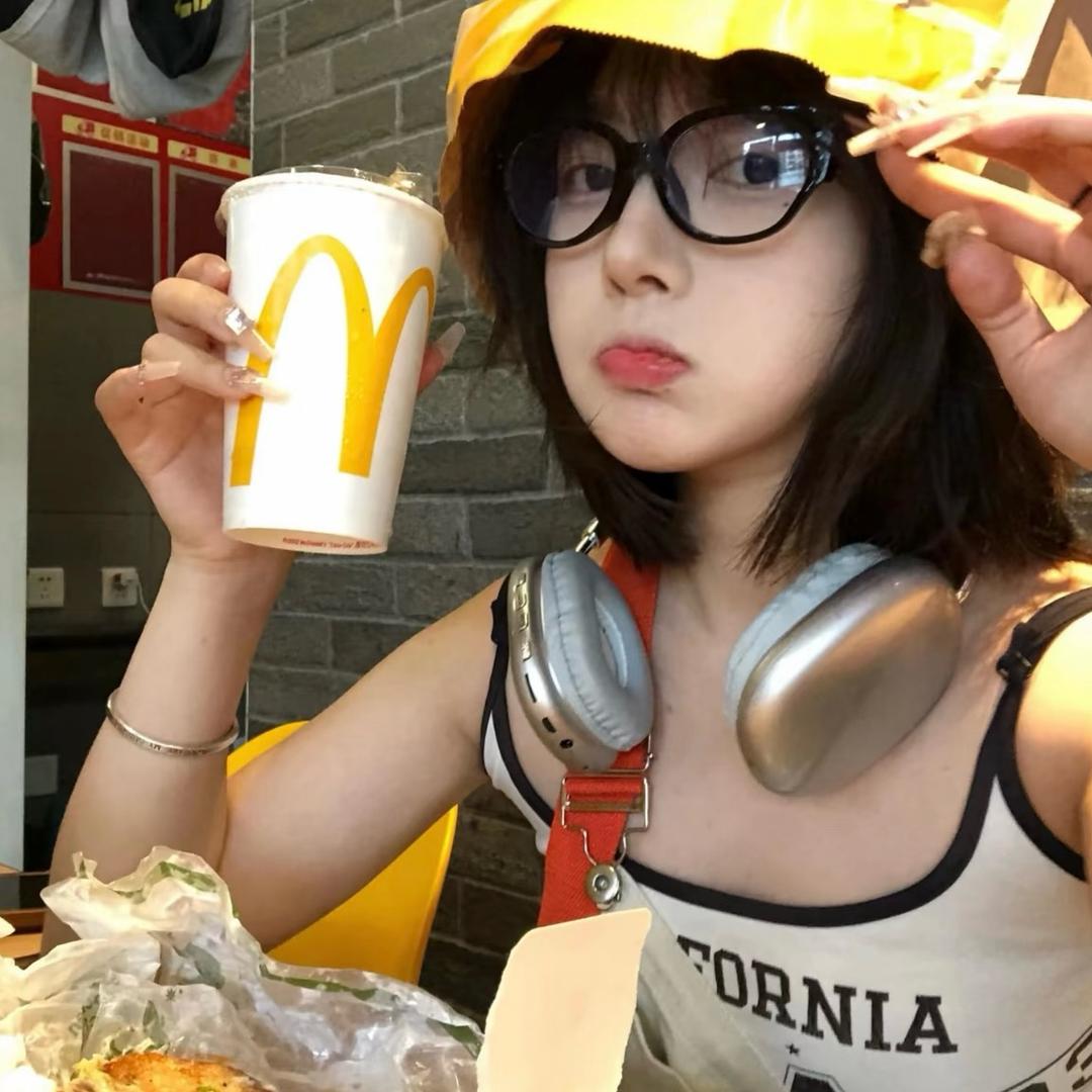 周八见