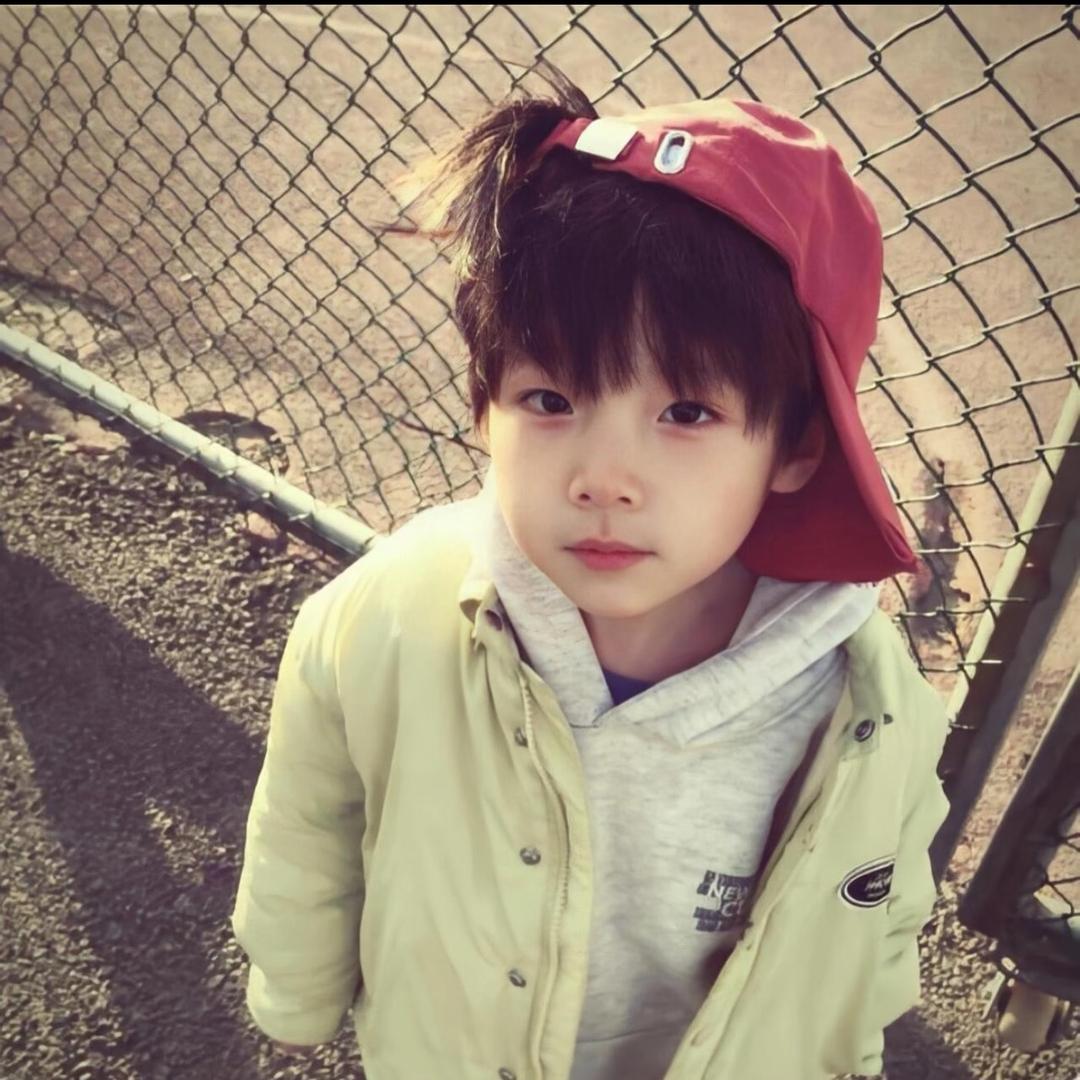 丢了幸福的猪🐷