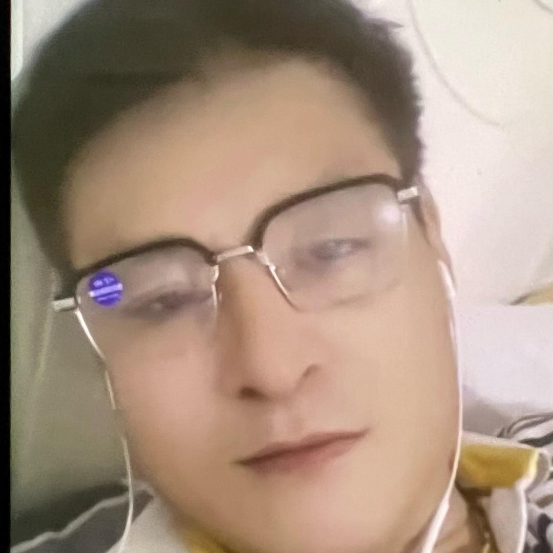 白哥爱琴