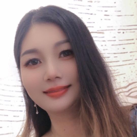 周周在唱歌