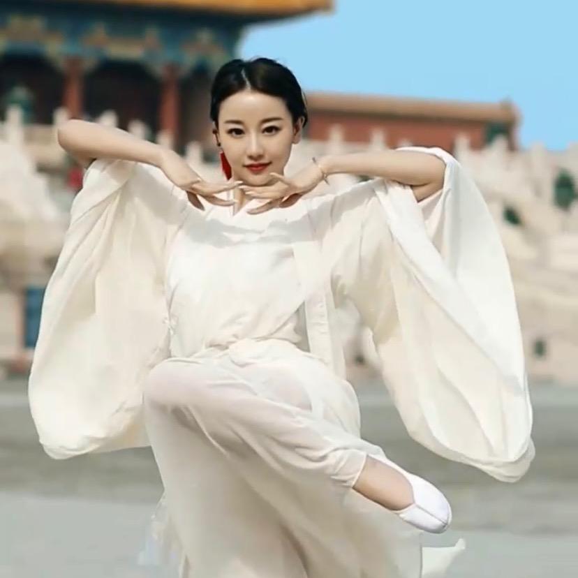 小小洁
