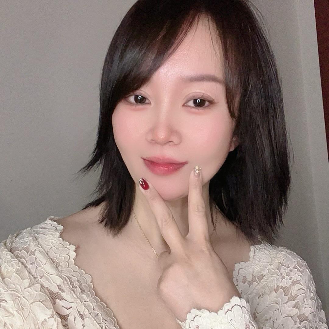 @丽哥～〈橱窗营业中〉