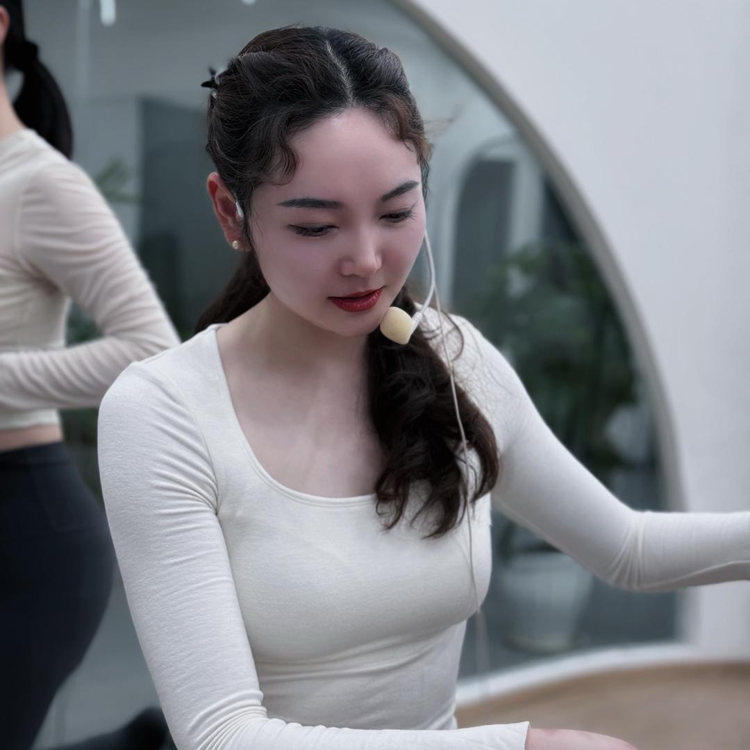 静一瑜伽🧘🏻‍♀️娜娜