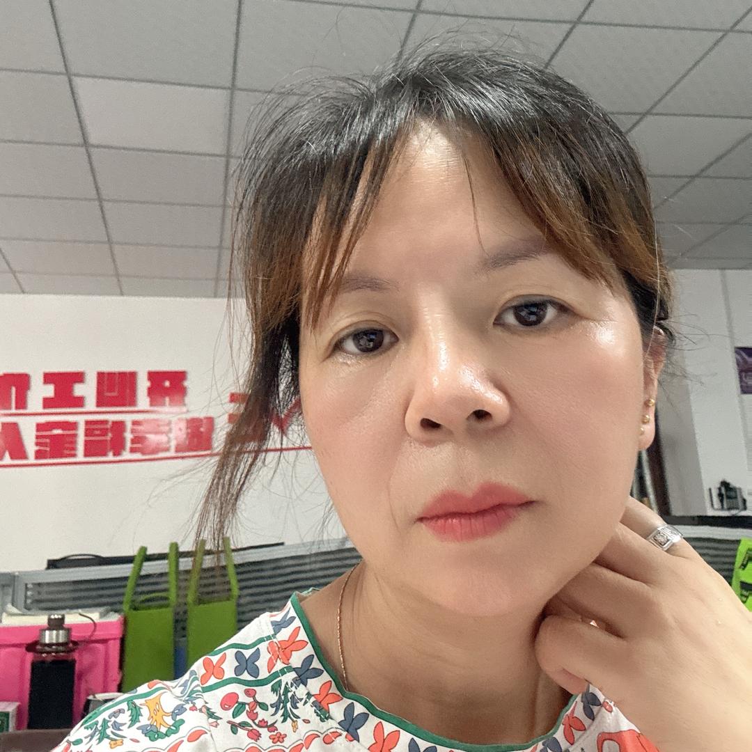 在平江做超市的 庆珍