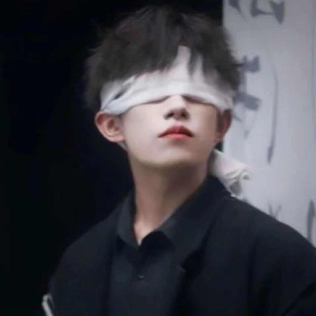 🌈吴泊九