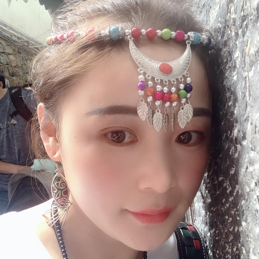 吉吉🍒🌹🌷