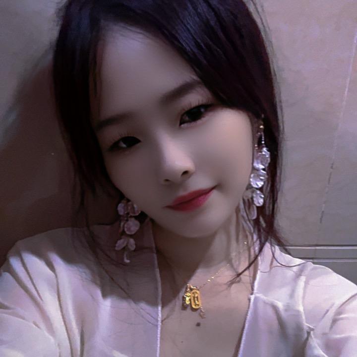 👑💋🎄财运通天橱窗