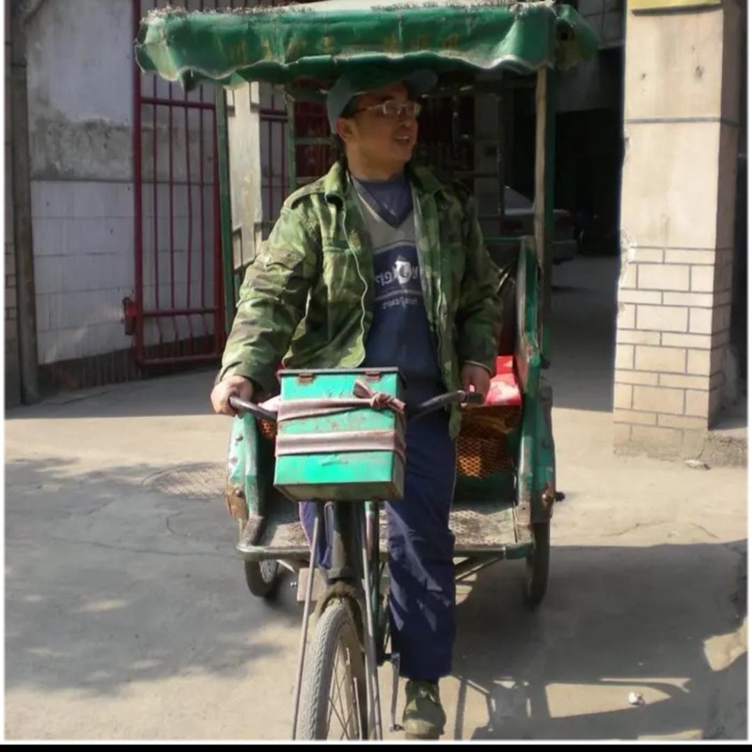 三轮师傅兼职烧锅炉