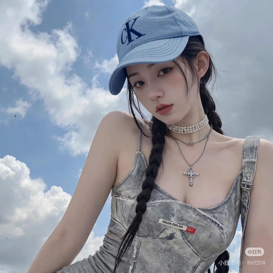 ❥村里在逃翠花💫✨