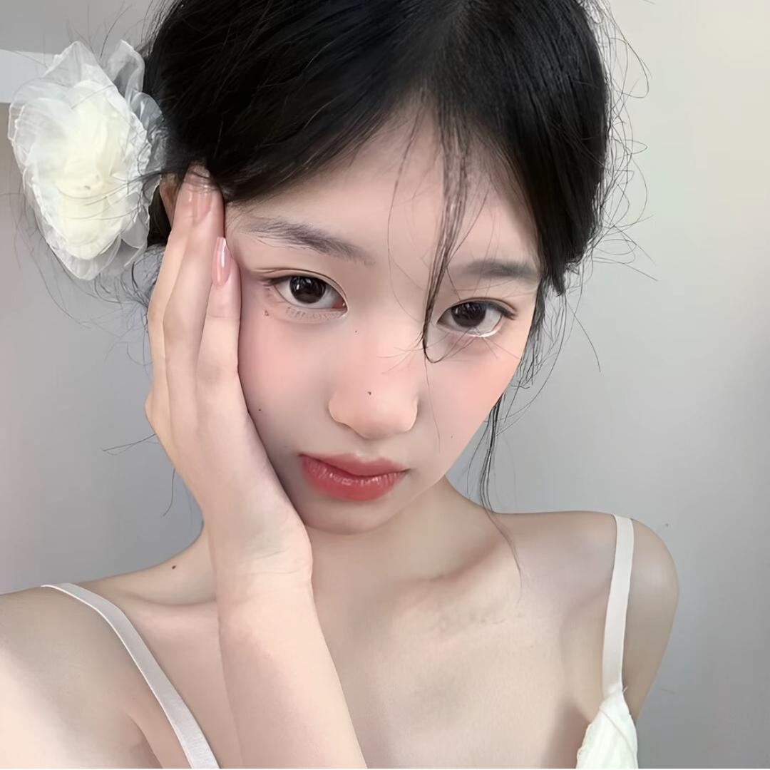洁.