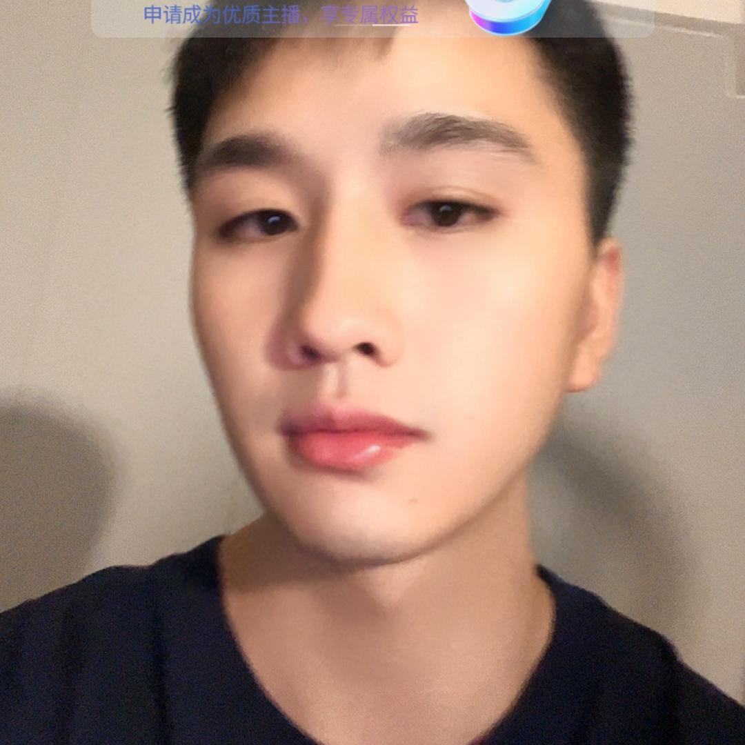 @江小白