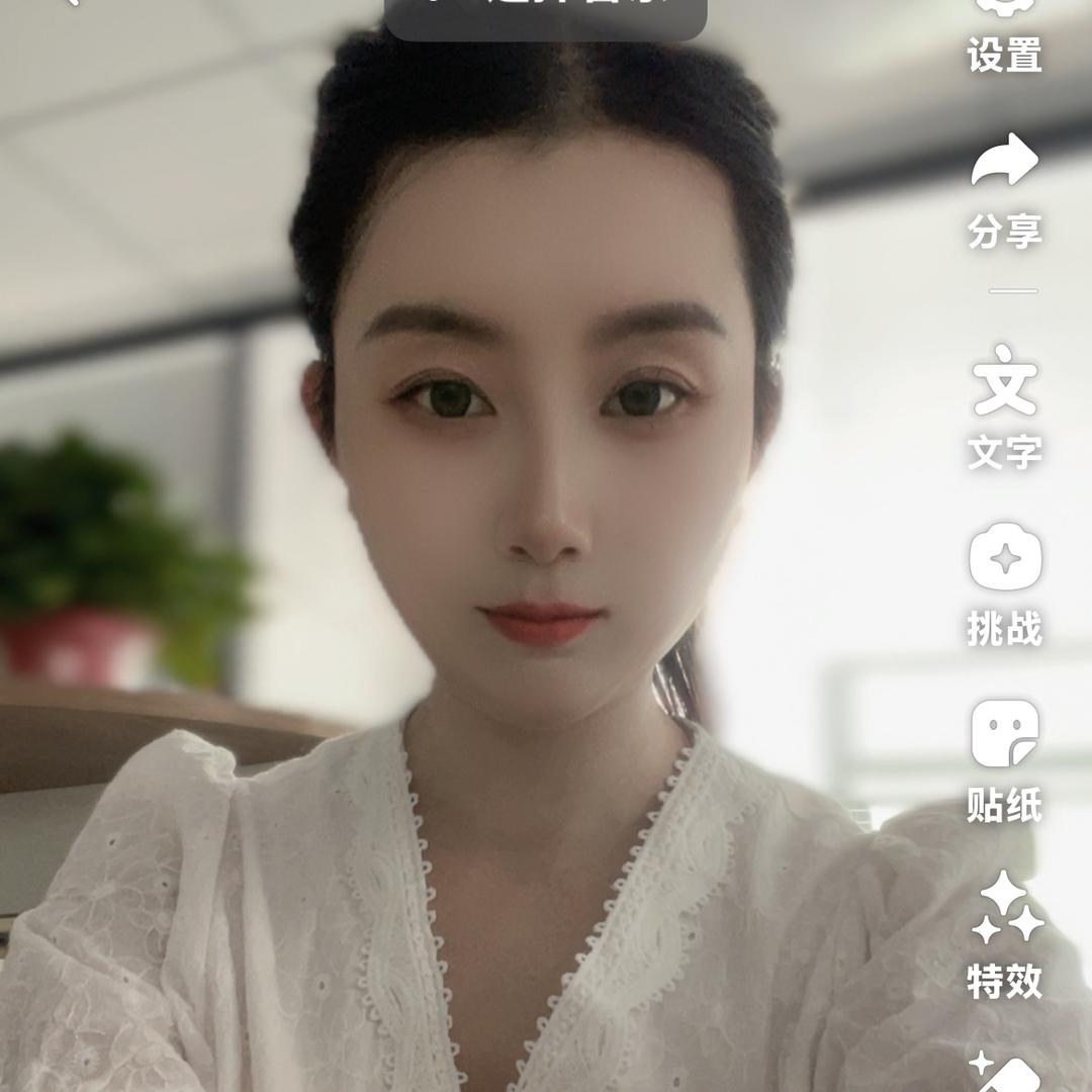 杨凡@