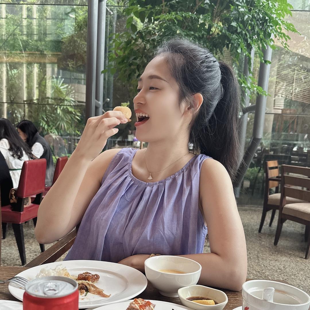 摇一服饰