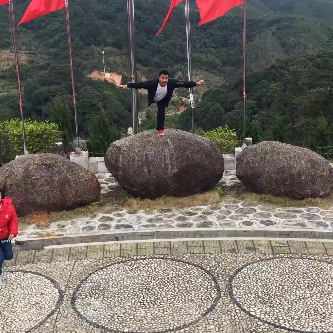 余家三公子