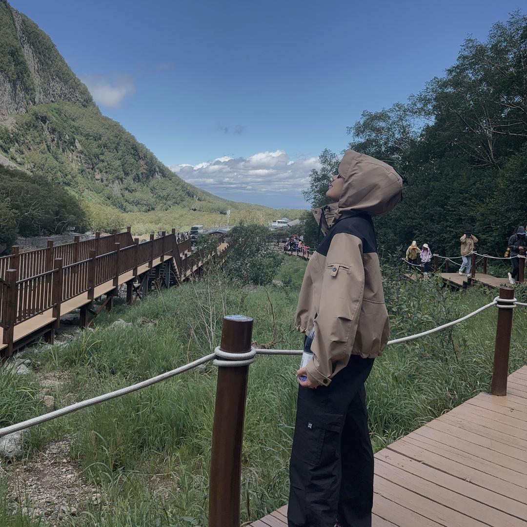 山山而川.🐴