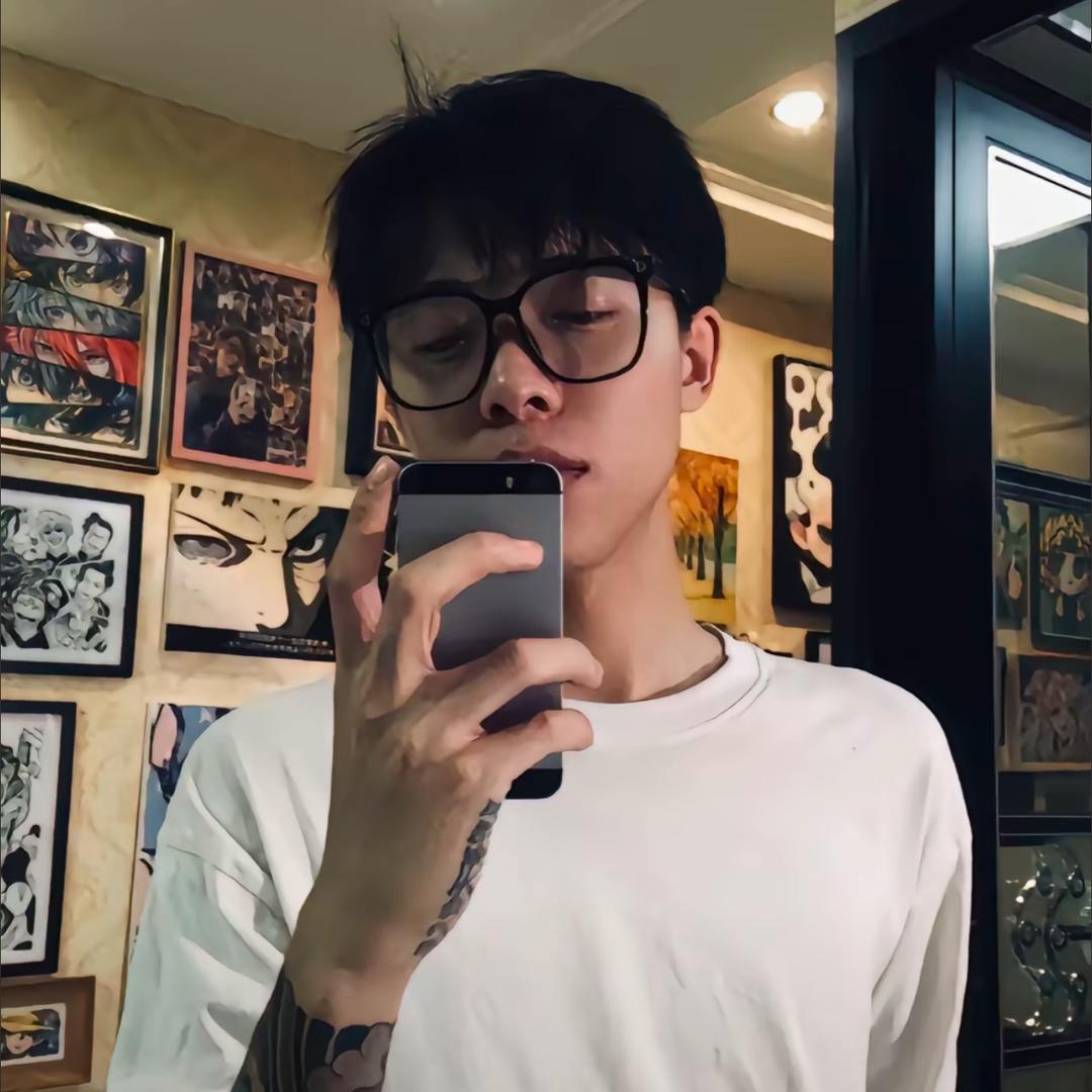 李雨轩.