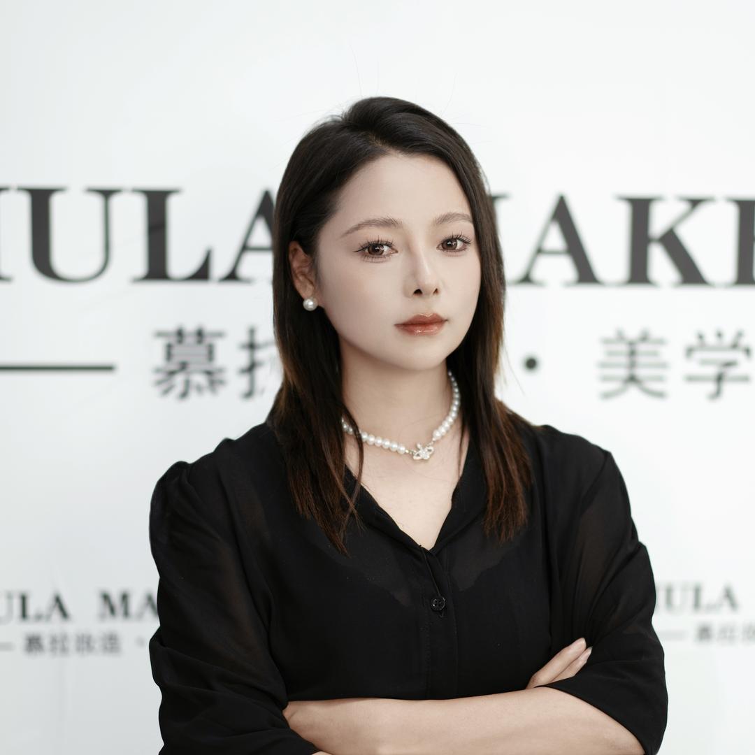 黔西专业化妆师花花 招学员