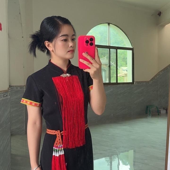 （刮风寨194号）深山瑶妹