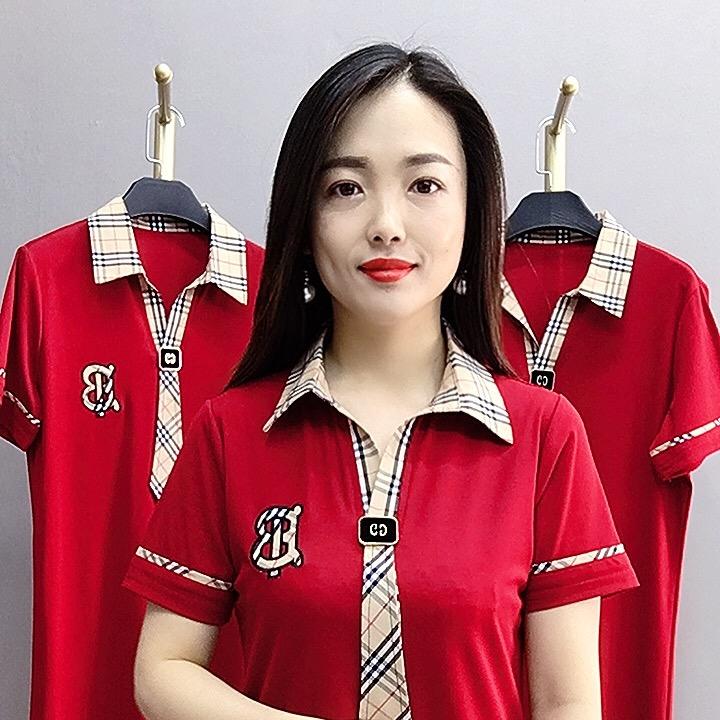 榆树市黄平服饰精品屋依衣佳人服饰