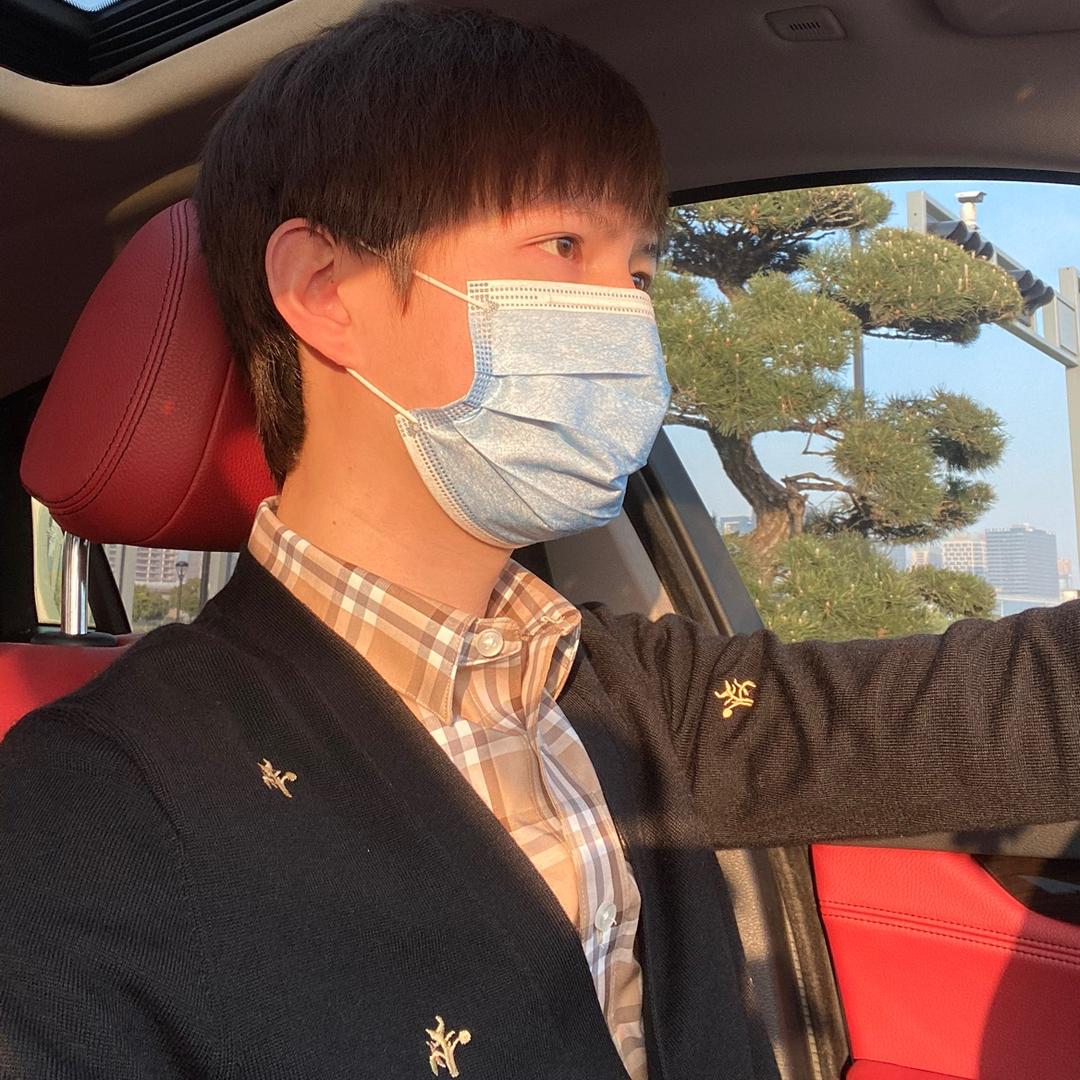 A  👑 小琪✨