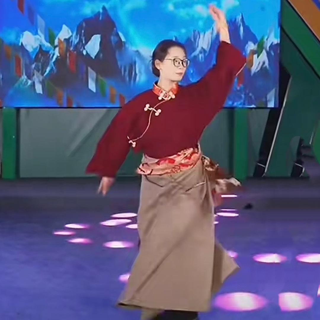 拉萨曲吉