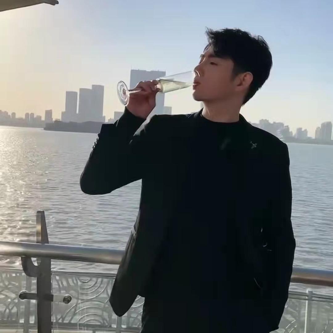 科科。