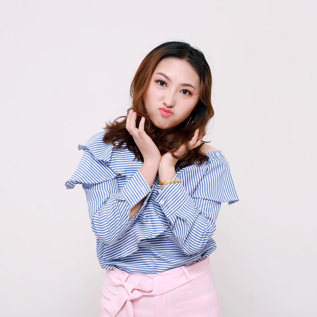 苍溪膜壳先锋娟妹子（二手机回收）