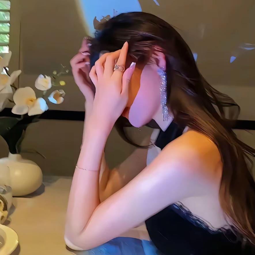 小小静✨