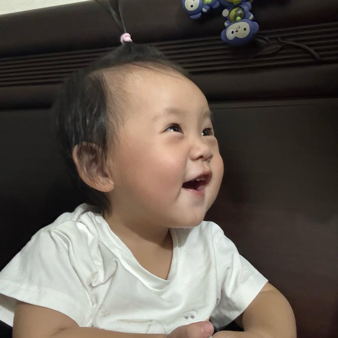 王