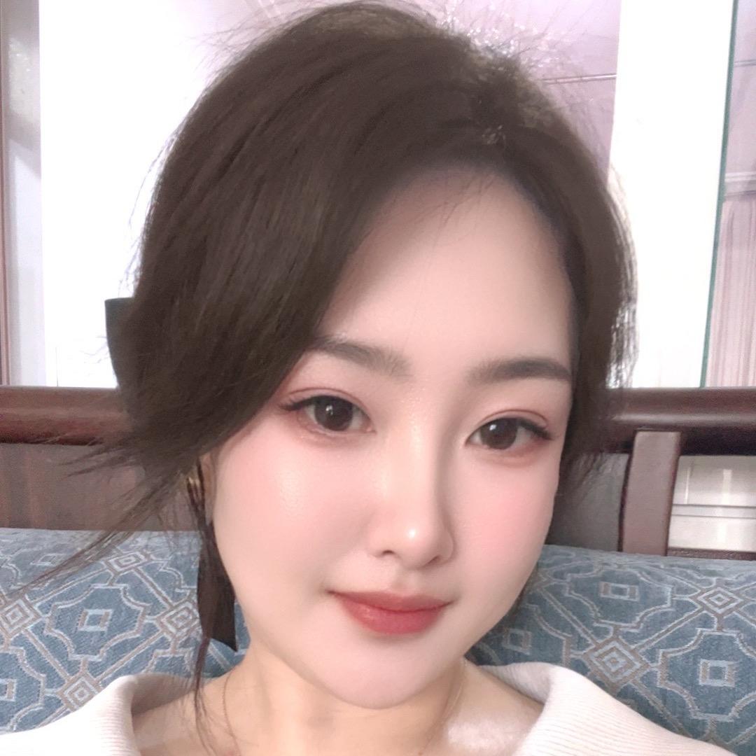 泡芙小姐姐
